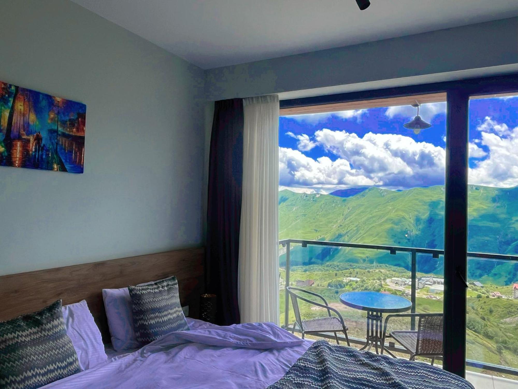 Amazing Mountain View Daire
